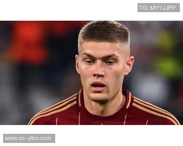 罗马前锋多夫比克成功接受手术预计缺阵两个月以上 罗马前锋多夫比克成功接受手术预计缺阵两个月以上